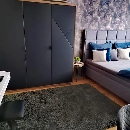 Nice Home *