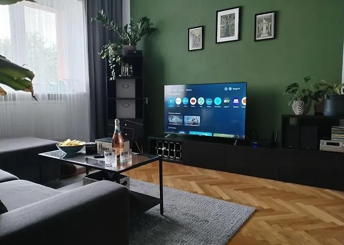 Nice Home Apartment *